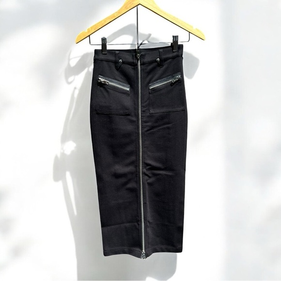 🌻NEW w/tags Diesel Black Full-Zip Midi Skirt in Milano Knit SIze 24/XS - Picture 2 of 15